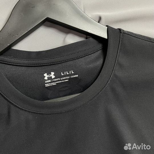 Мужская футболка under armour