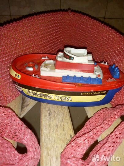 Катер с мотором