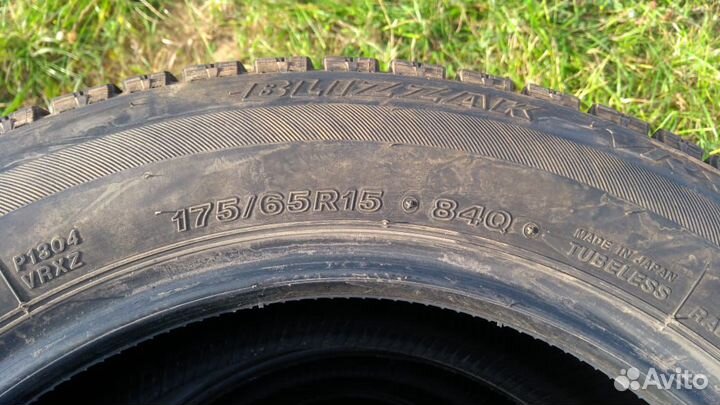 Bridgestone Blizzak VRX 175/65 R15