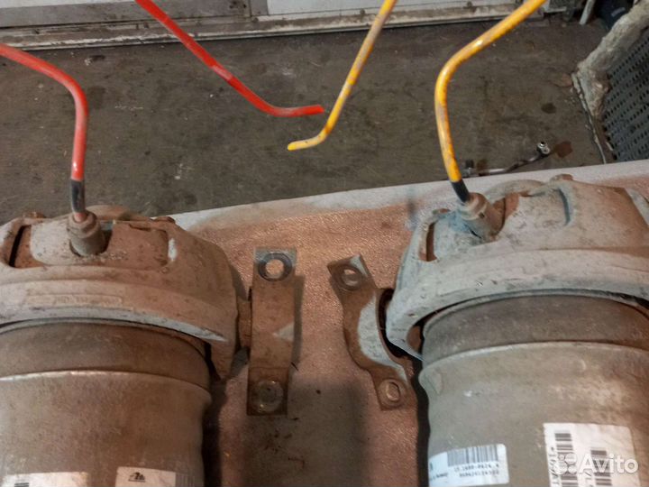 Задние пневмостойки Porsche Cayenne, VW Touareg