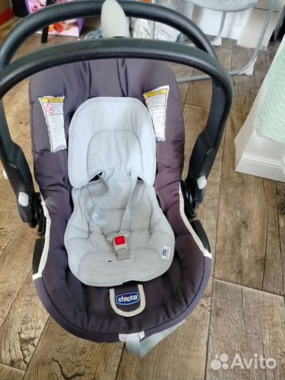 Детская автолюлька Chicco