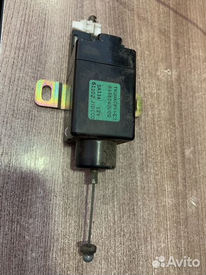 Активатор замка багажника Максима А32, А33