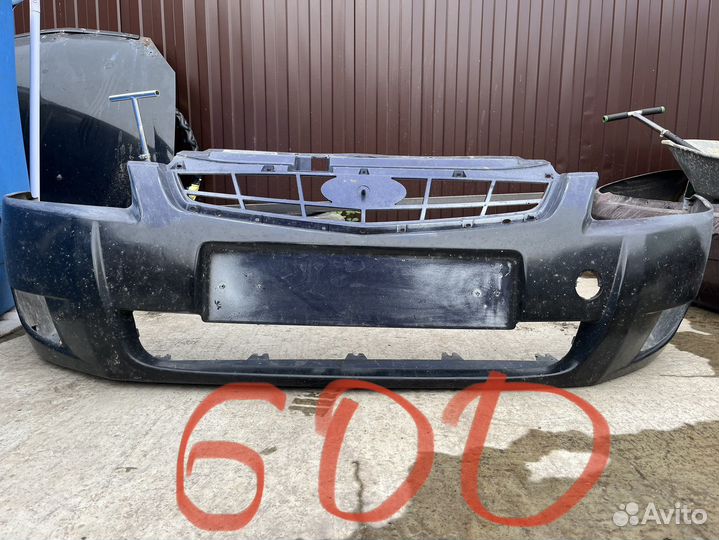 Капот. задняя левая priora