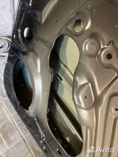 Дверь передняя правая chevrolet tahoe 2016