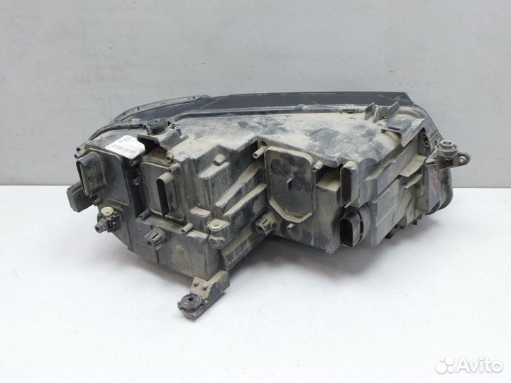 Фара левая Volkswagen Tiguan