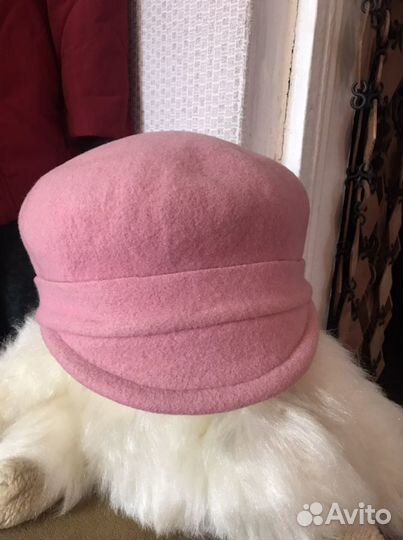 Женская кепка