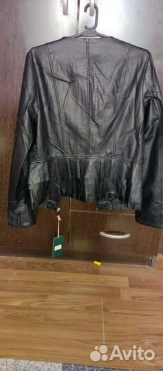 Жакет женский кожаный