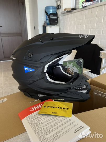 Шлем shoei