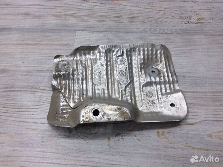 Экран тепловой Renault Arkana пробег 46 H5HA450