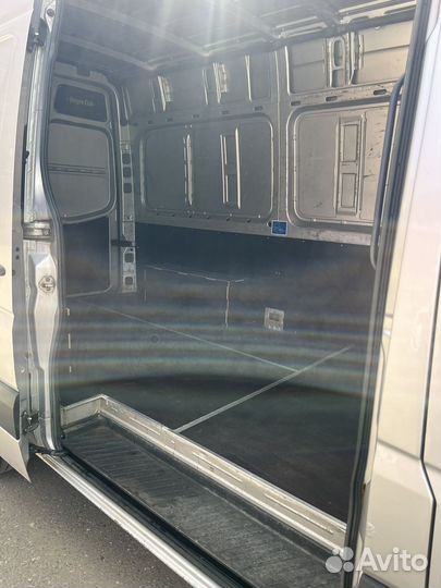Mercedes-Benz Sprinter цельнометаллический, 2011