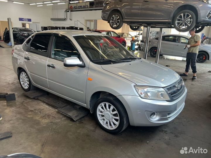 LADA Granta 1.6 МТ, 2013, 277 846 км