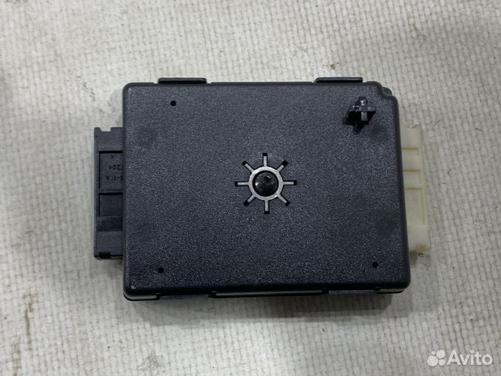 Усилитель антенны BMW X6 F16