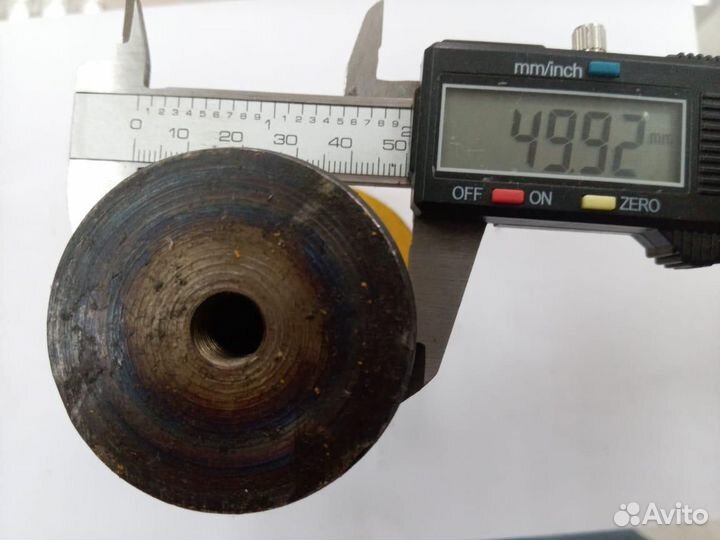 Палец задней полурамы - рулевой гидроцилиндр 50*14