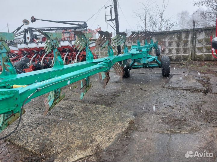 Плуг Минойтовский ремонтный завод 7-8 корп. (ППО-7(8)-40К), 2012