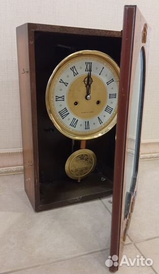 Часы настенные с боем