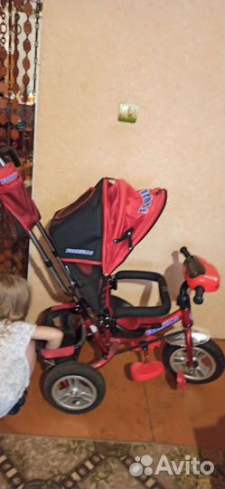 Прогулочная коляска