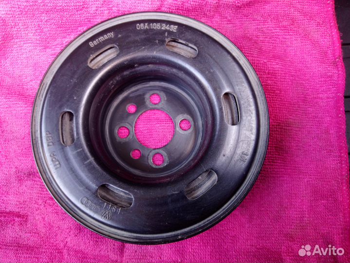 Шкив коленвала Skoda, Audi, Volkswagen 06A105243E