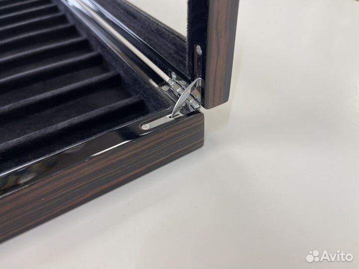 Шкатулка для ремней и ручек класса Люкс