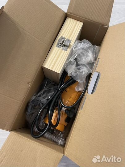 Фрезер электрический новый