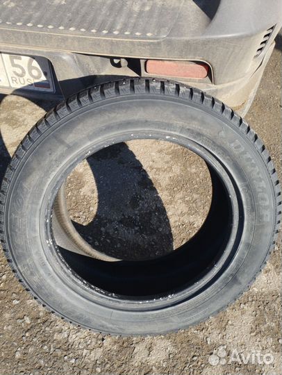 Dunlop SP Winter Ice 01 215/55 R16