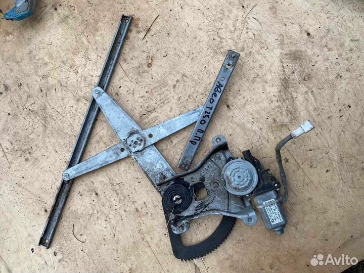 Стеклоподьемник передний правый Aveo t250