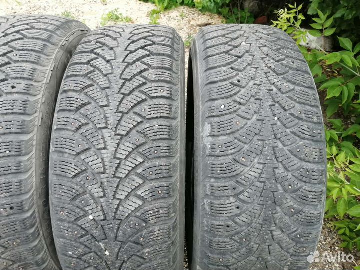 Nokian Tyres Hakkapeliitta 1 235/60 R18