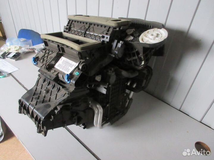 Корпус отопителя Ford Focus III 2011-2019