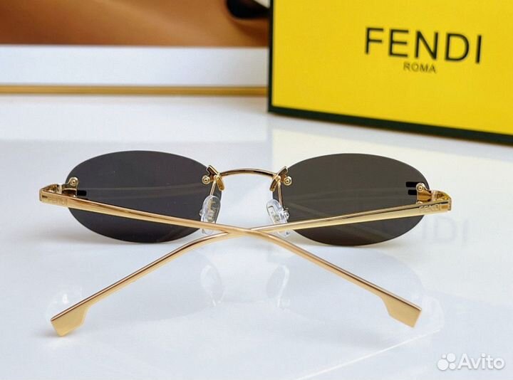 Очки fendi first crystal