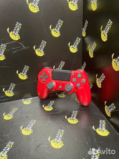 Геймпад DualShock 4 v 2 Красный