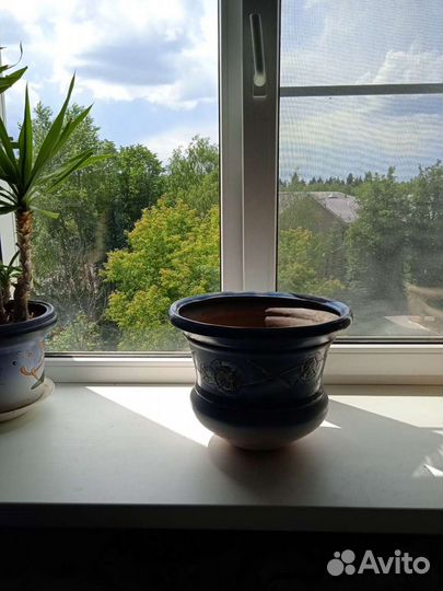 Горшок, ваза, кашпо для цветов