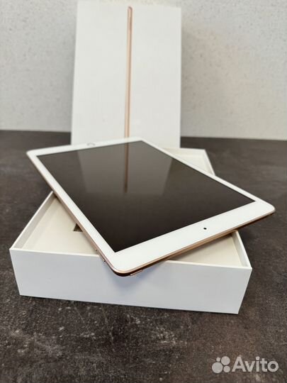 Apple iPad 8 поколения 32GB WiFi