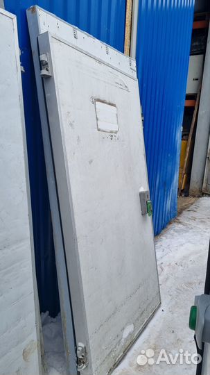 Дверь холодильная Север проём 90/180