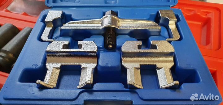 Съемник шестерен шкивов распределительного вала