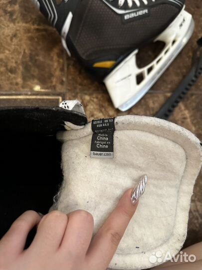 Коньки хоккейные