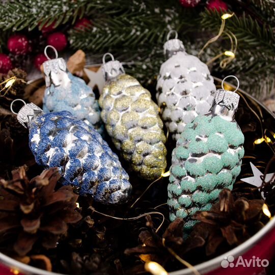 Ёлочные стеклянные игрушки шишки «Серебристая зима