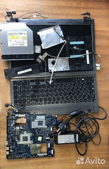 Ноутбук Samsung NP350V5C по запчастям