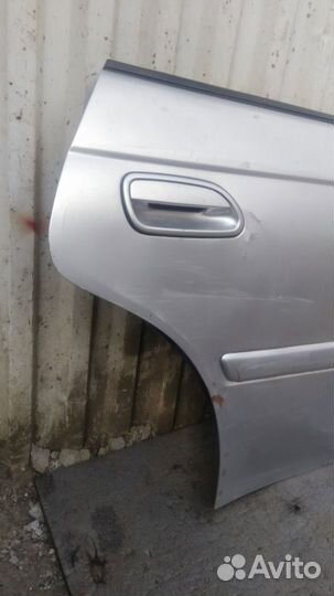 Дверь задняя правая Subaru Legacy BG BD
