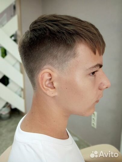 Парикмахер. Стрижки мужские и женские