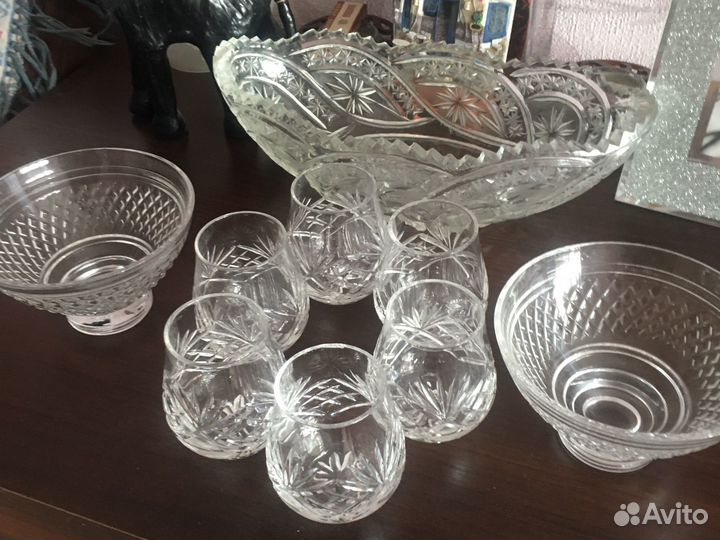 Хрустальные рюмки