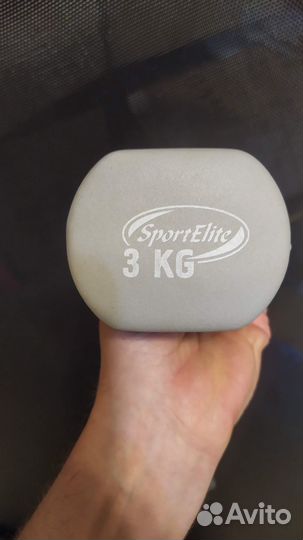 Гантель неопреновая 3 кг. Новая(с витрины)