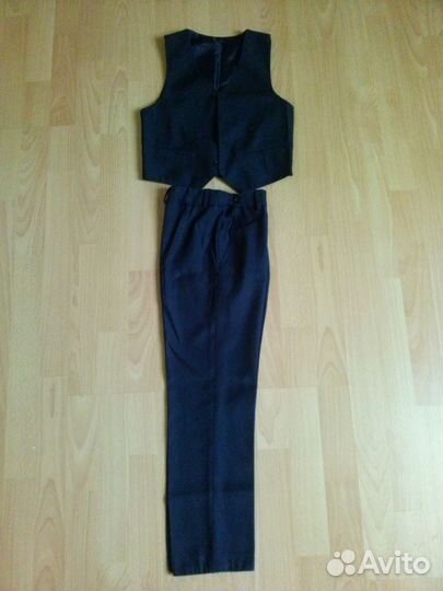 Школьная форма д/мальчика (брюки, жилет)