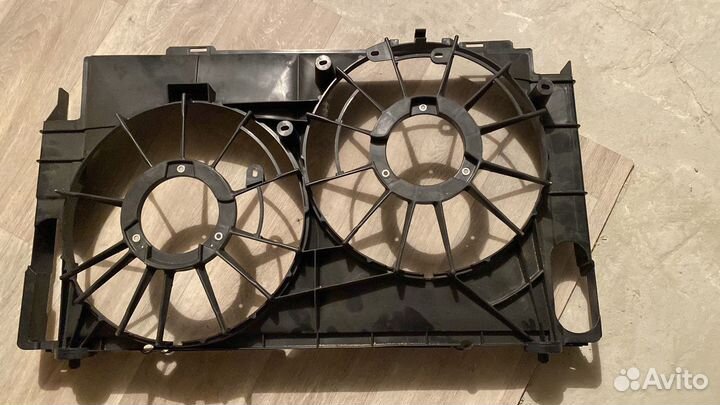 Кожух вентилятора 1671136140