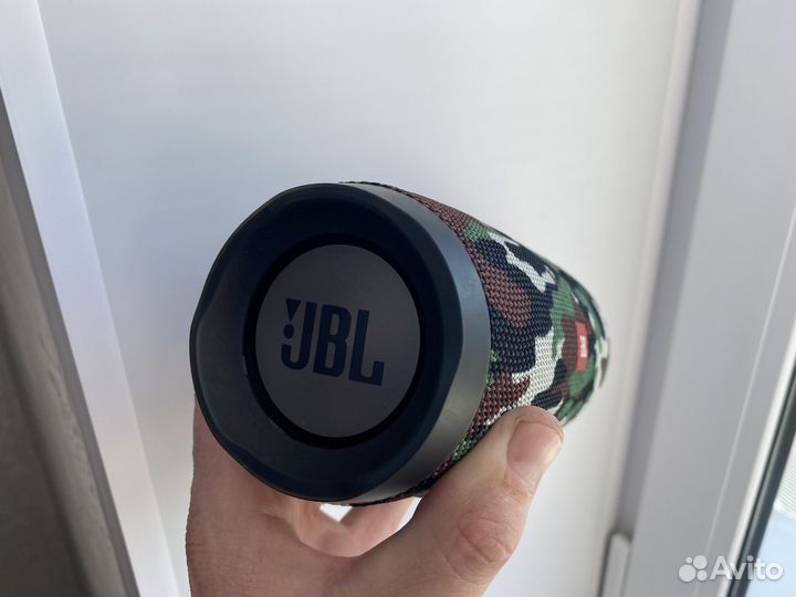 Jbl charge 3 в отличном состоянии