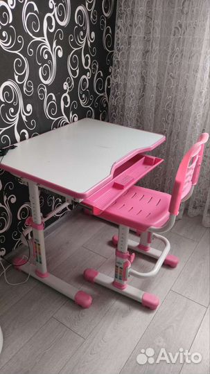 Комплект Holto парта-трансформер и стул