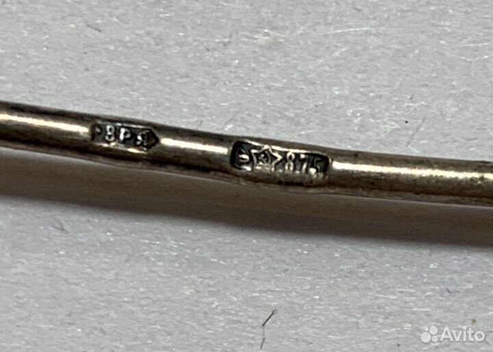 Брошь серебро 875 СССР. На уральный Янтарь