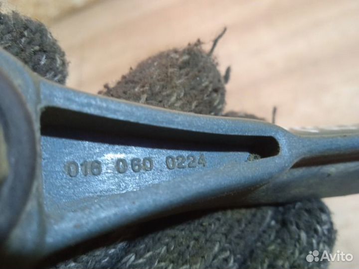 Стойка стабилизатора задняя Mercedes-Benz S-Class