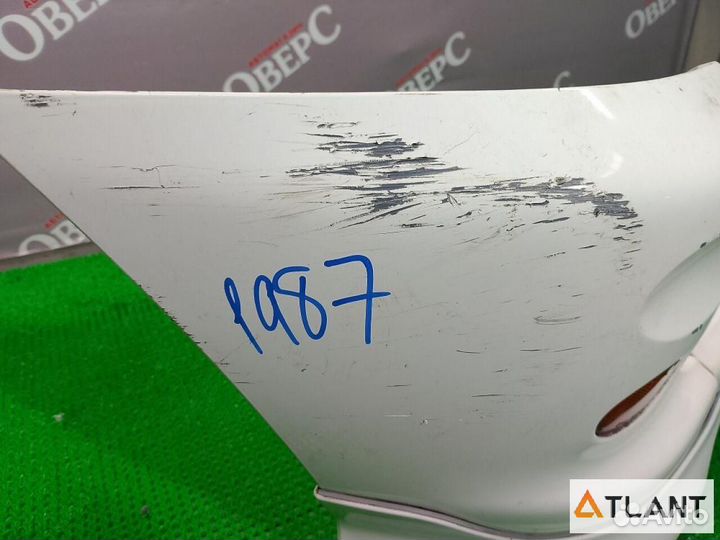 Бампер задний toyota funcargо