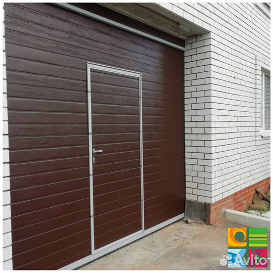 Секционные ворота для гаража alutech
