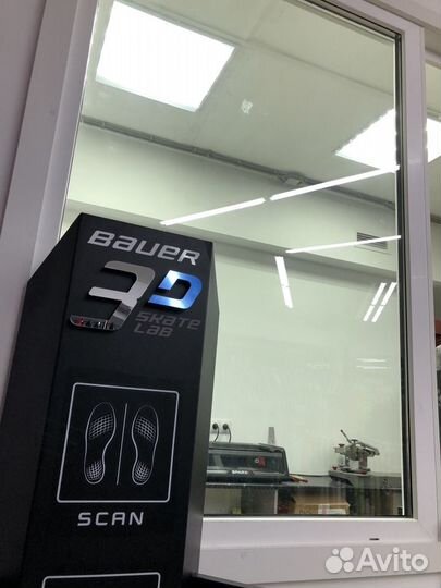 Новые хоккейные коньки bauer