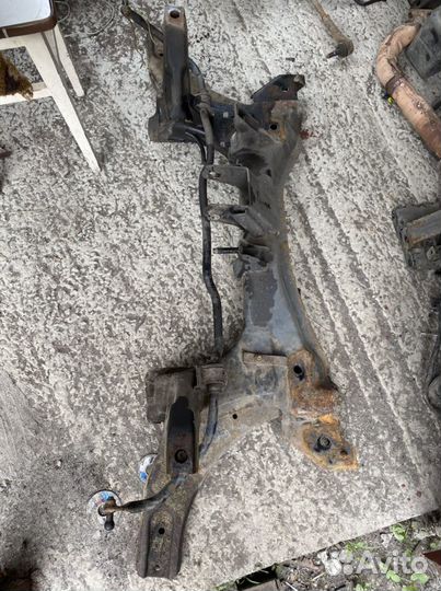 Подрамник Киа Спектра